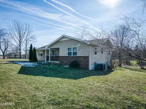 1012 Sheppard Rd, Jamestown, TN 38556 photo 9