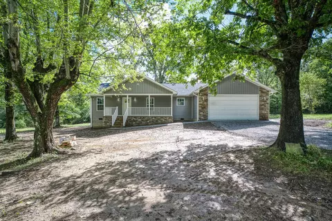 240 Cook Rd, Clarkrange, TN 38553 photo 1