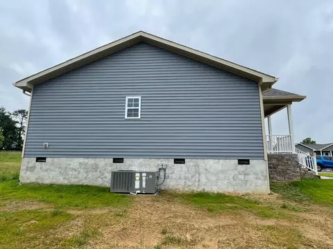 105 Maca Ridge Cir, Clarkrange, TN 38553 photo 4