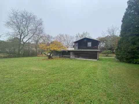 204 E Seneca Cir, Oneida, TN 37841 photo 4