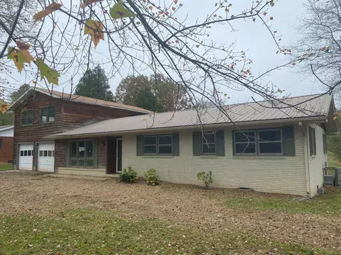204 E Seneca Cir, Oneida, TN 37841 photo 35