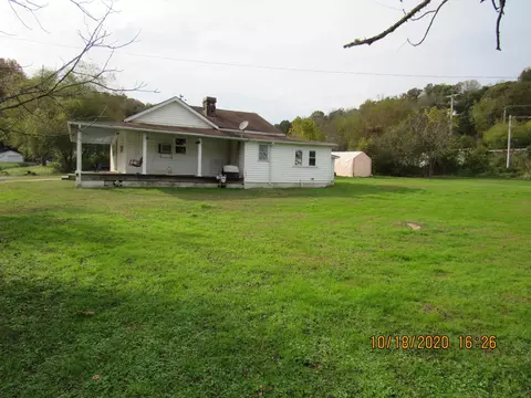 110 Spring St, Lancing, TN 37770 photo 3