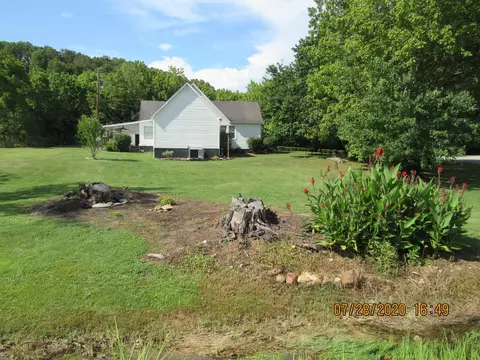 1207 Spring St, Lancing, TN 37770 photo 6