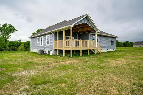 134 Matthews Rd, Clarkrange, TN 38553 photo 4