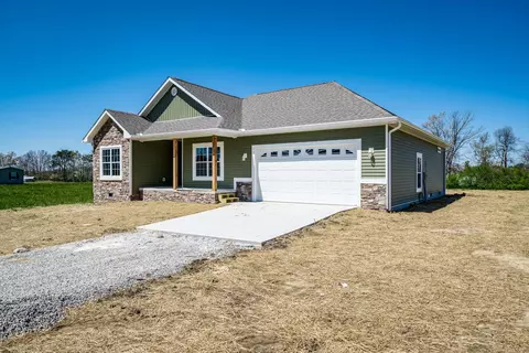 146 Matthews Rd, Clarkrange, TN 38553 photo 2