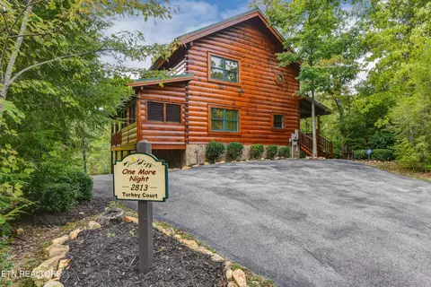 2813 Turkey Ct, Sevierville, TN 37876