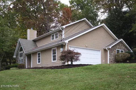9221 W Springs Dr, Knoxville, TN 37922