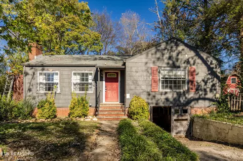 420 Santeetlah St, Maryville, TN 37801