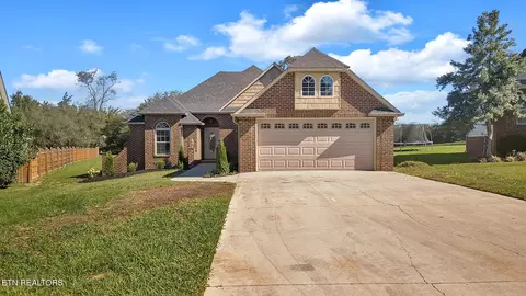 5695 Autumn Creek Drive Dr, Knoxville, TN 37924
