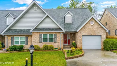3405 Laurel View Rd, Knoxville, TN 37917