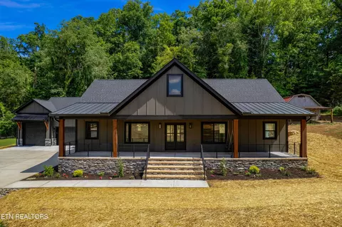 12434 Hickory Creek Rd, Knoxville, TN 37932