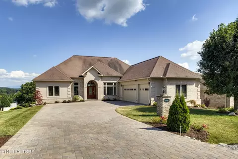 208 Chogi Ln, Loudon, TN 37774