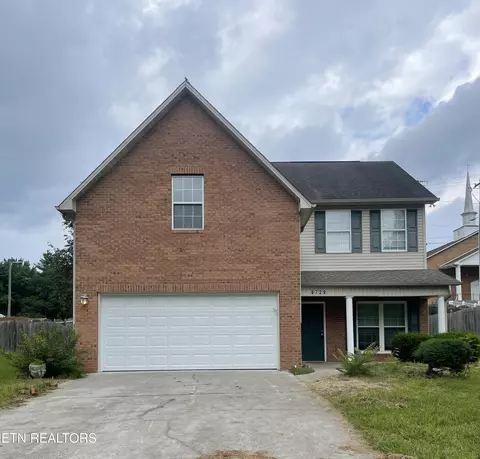 6729 Maple Creek Way, Knoxville, TN 37931