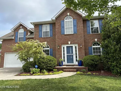 3524 Maple Valley Ln, Knoxville, TN 37931