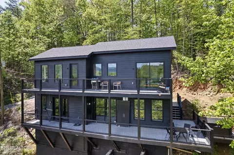 3603 Birdie Ln, Gatlinburg, TN 37738