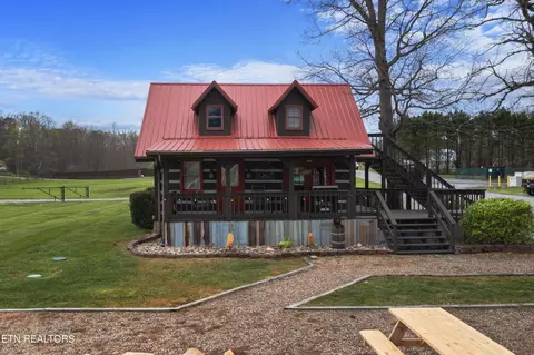 3103 Laurelwood Ln, Sevierville, TN 37862