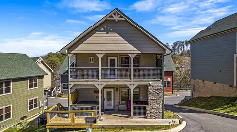 907 Osprey Way, Pigeon Forge, TN 37863
