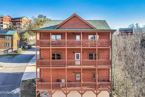 2310 Boulder Way, Sevierville, TN 37862