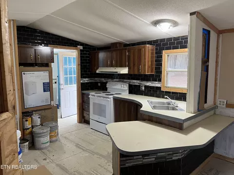 116 Gibson Rd, Lancing, TN 37770 photo 10