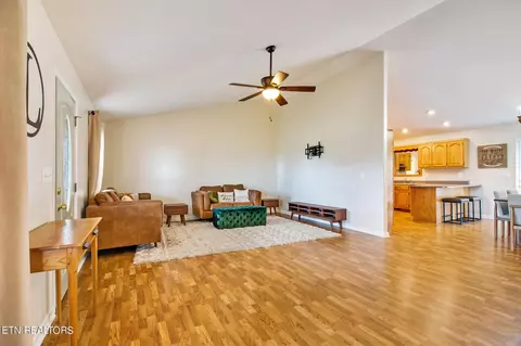 1002 Haley Rd, Clarkrange, TN 38553 photo 6