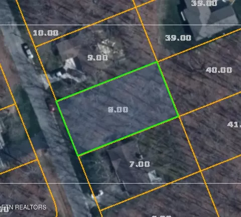131 Glendwood Dr, Crossville, TN 38558