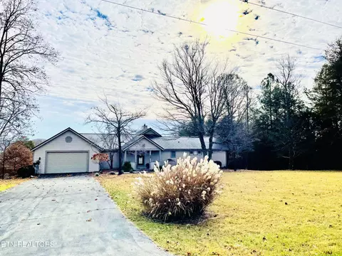 320 Deerfield Landing Rd, La Follette, TN 37766
