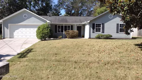 837 Bent Tree Rd, Knoxville, TN 37934