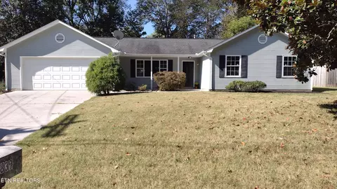 837 Bent Tree Rd, Knoxville, TN 37934