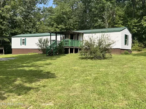 619 Daymon Cir, Crossville, TN 38572