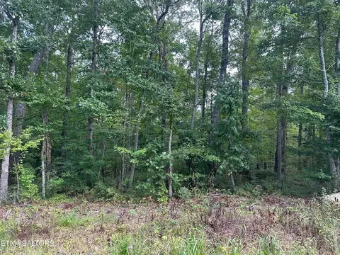 116 Chickasaw Dr, Crossville, TN 38572