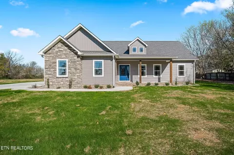1323 Pippin Rd, Cookeville, TN 38501