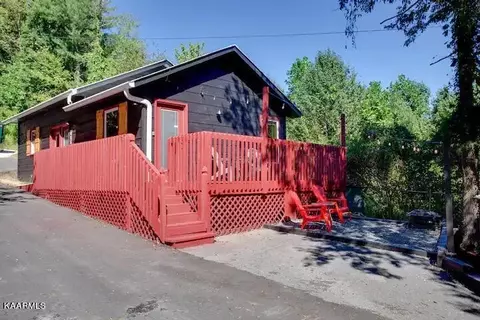 3010 Ridge Top Resort Way, Pigeon Forge, TN 37863