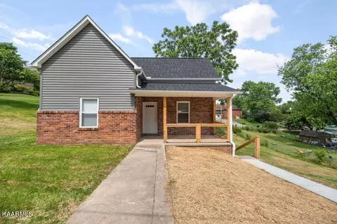 409 N B St, Lenoir City, TN 37771
