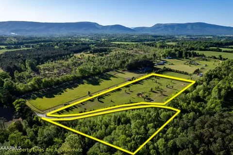 360 County Road 788, Etowah, TN 37331