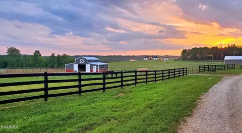 195 Rocky Mountain Way, Crossville, TN 38572