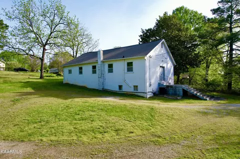 5433 Harris St, Knoxville, TN 37921