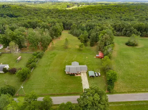 1556 Bicknell Rd, Clarkrange, TN 38553 photo 2