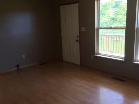716 Summit Dr, Oneida, TN 37841 photo 2