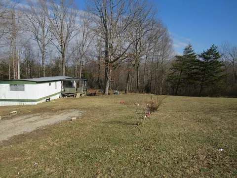 178 Cardinal Ln, Robbins, TN 37852 photo 5