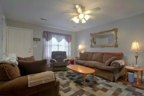 7500 Bathsheeba Ln, Corryton, TN 37721 photo 2