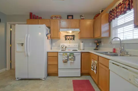 7500 Bathsheeba Ln, Corryton, TN 37721 photo 7