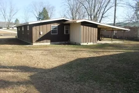 297 Shepherd Rd, Oneida, TN 37841 photo 3