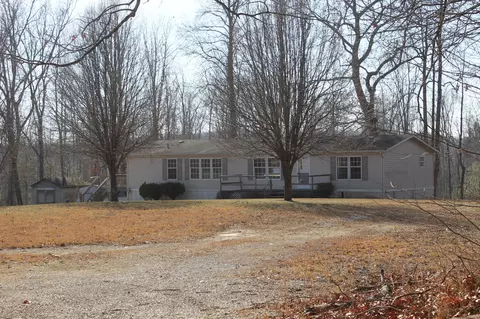 487 Annadel Rd, Lancing, TN 37770 photo 2