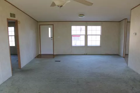 487 Annadel Rd, Lancing, TN 37770 photo 5