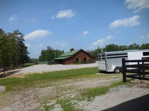 218 Eagle, Jamestown, TN 38556 photo 2