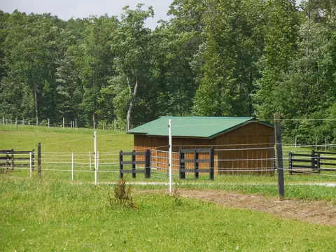 218 Eagle, Jamestown, TN 38556 photo 6