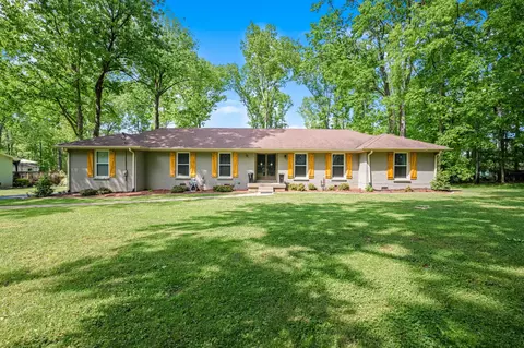 4028 Elizabeth Dr, Hermitage, TN 37076