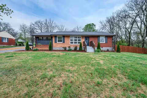 110 S Graycroft Ave, Madison, TN 37115