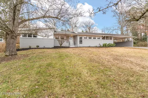 3724 Lucinda Dr, Knoxville, TN 37918
