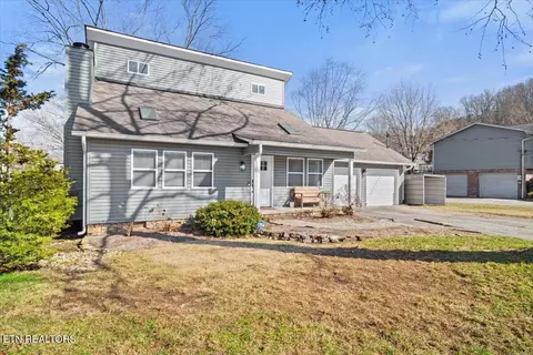2020 Merle Ln, Knoxville, TN 37931